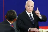 McCain útočil, Obama se bránil.