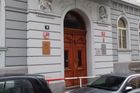 Studenti šli na akci s čínským velvyslancem. Před pořadatelem přitom varuje BIS i FBI