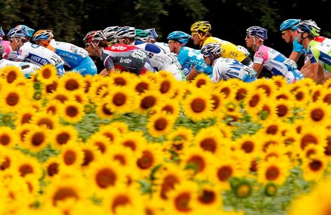 Peloton jezdců včetně Romana Kreuzigera se v šesté etapě Tour de France držel pohromadě.