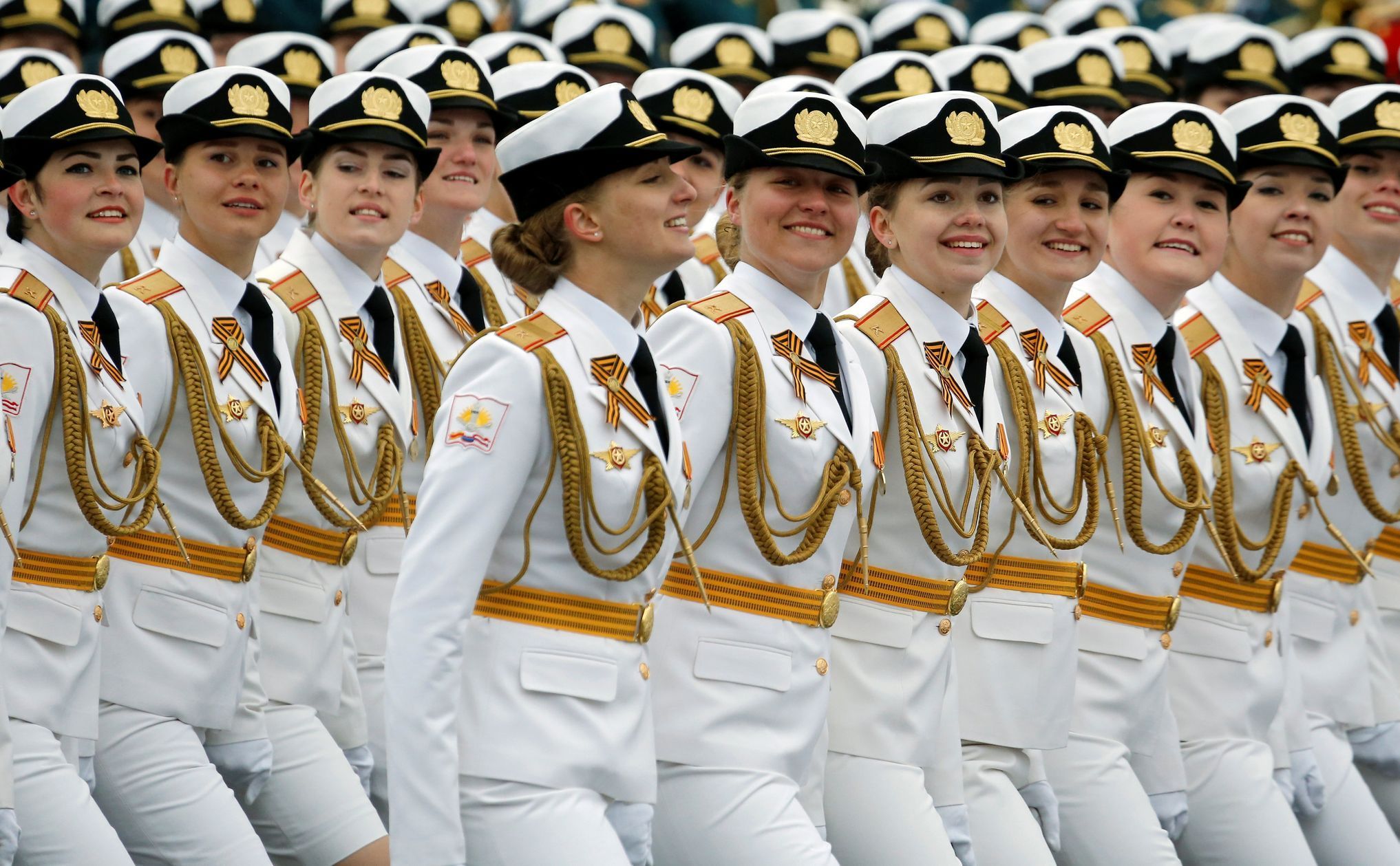 Vojenská přehlídka v Moskvě ke Dni vítězství.