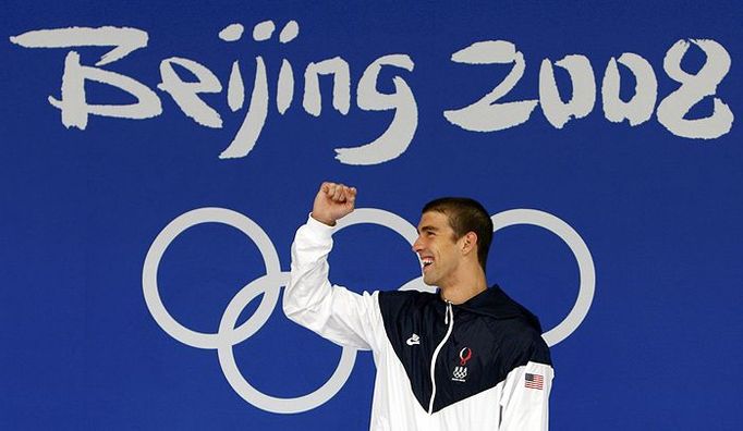 Michael Phelps zanechal na olympiádě v Pekingu nesmazatelnou zlatou stopu.