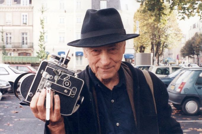 Jonas Mekas.