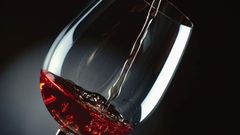 Nalévání vína