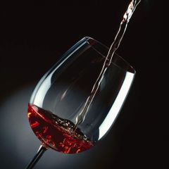 Nalévání vína