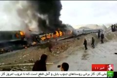 Při srážce dvou vlaků v Íránu zemřelo nejméně 36 lidí, zraněných jsou desítky