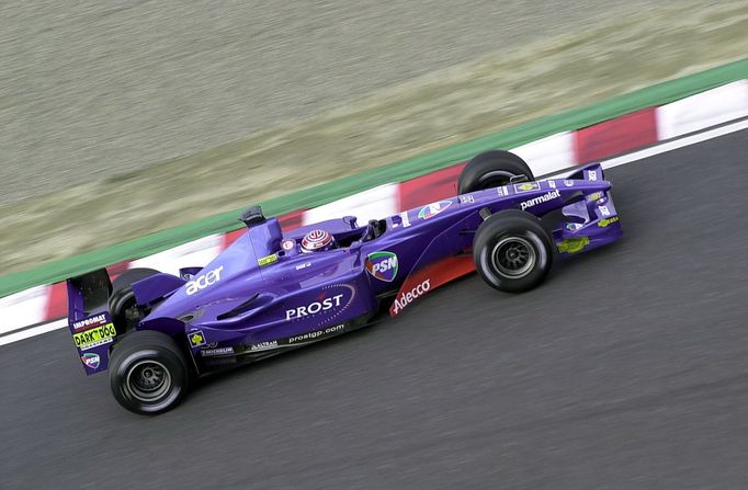 2001 - tři Velké ceny formule 1 v pomalém Prostu nepřinesly velký úspěch.