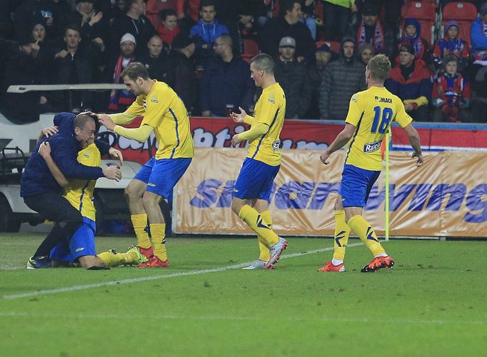 SL: Plzeň - Zlín