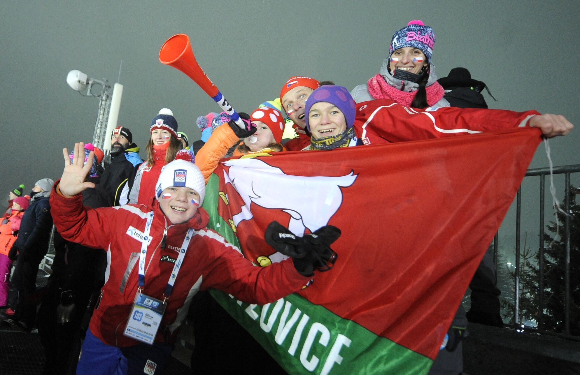 Fanoušci sledují sprint SP v Novém Městě na Moravě 2018.