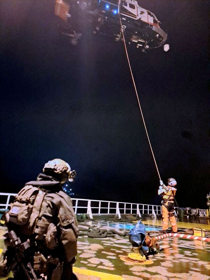 Zásah finské pobřežní stráže na tankeru Eagle S