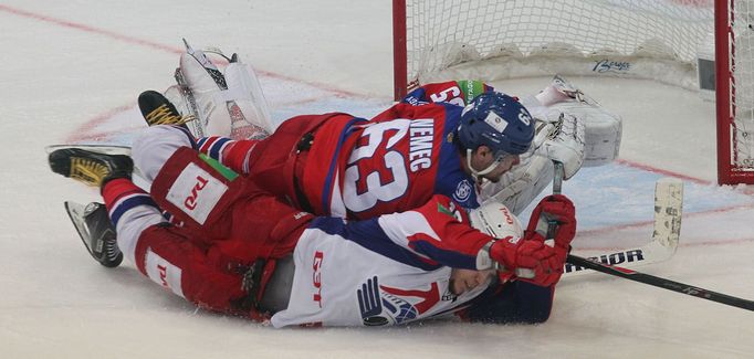 KHL, Lev - Jaroslavl: Ondřej Němec (63)