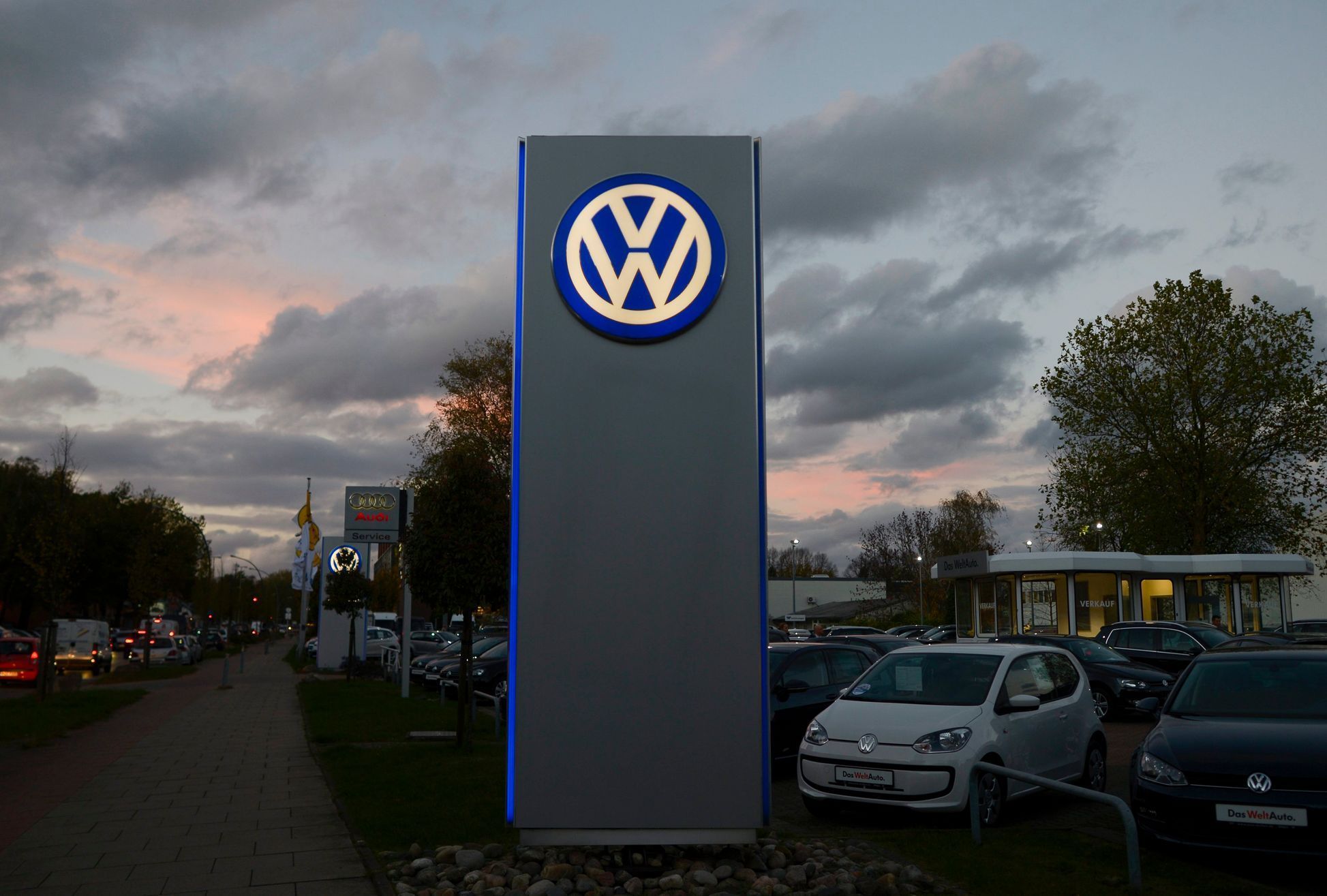 Prodejna Volkswagenu v Hamburku