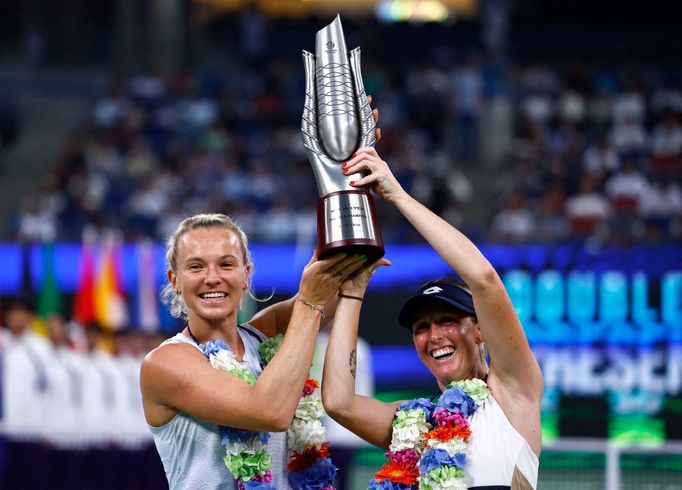 Kateřina Siniaková, Storm Hunterová (Wu-chan 2025)