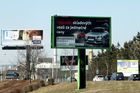 Povolení pro billboardy u dálnic neprodloužíme, odmítá vláda návrh poslance ANO