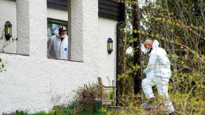Policie zkoumá dům norského podnikatele Toma Hagena.