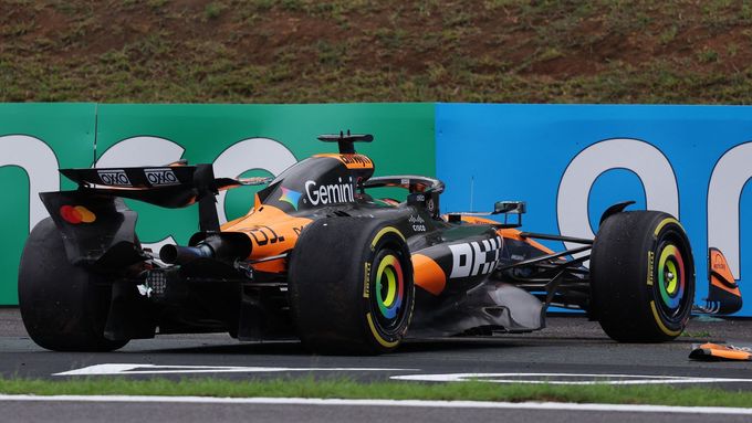 Havárie Oscara Piastriho v McLarenu během sprintu v rámci VC Brazílie F1 2025