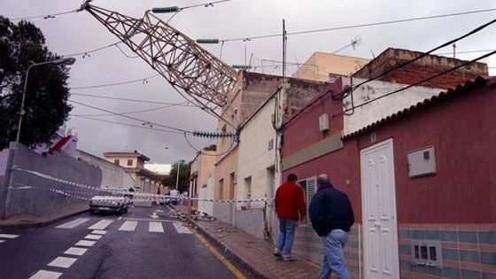 Kanárské ostrovy den po tropické bouři Delta