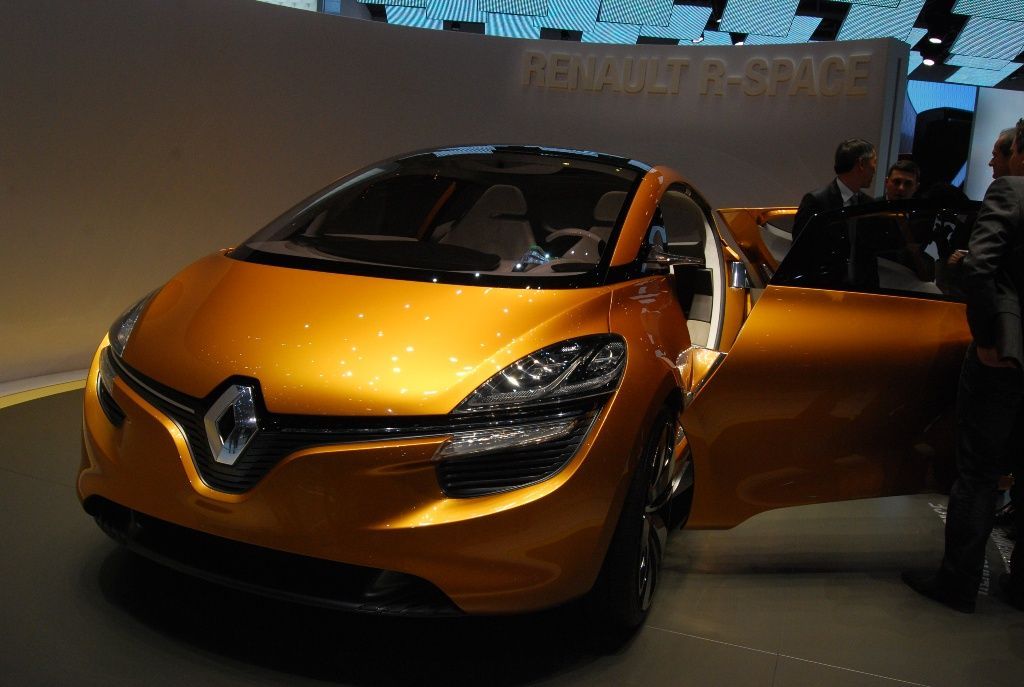 Autosalon Ženeva - auta budoucnosti
