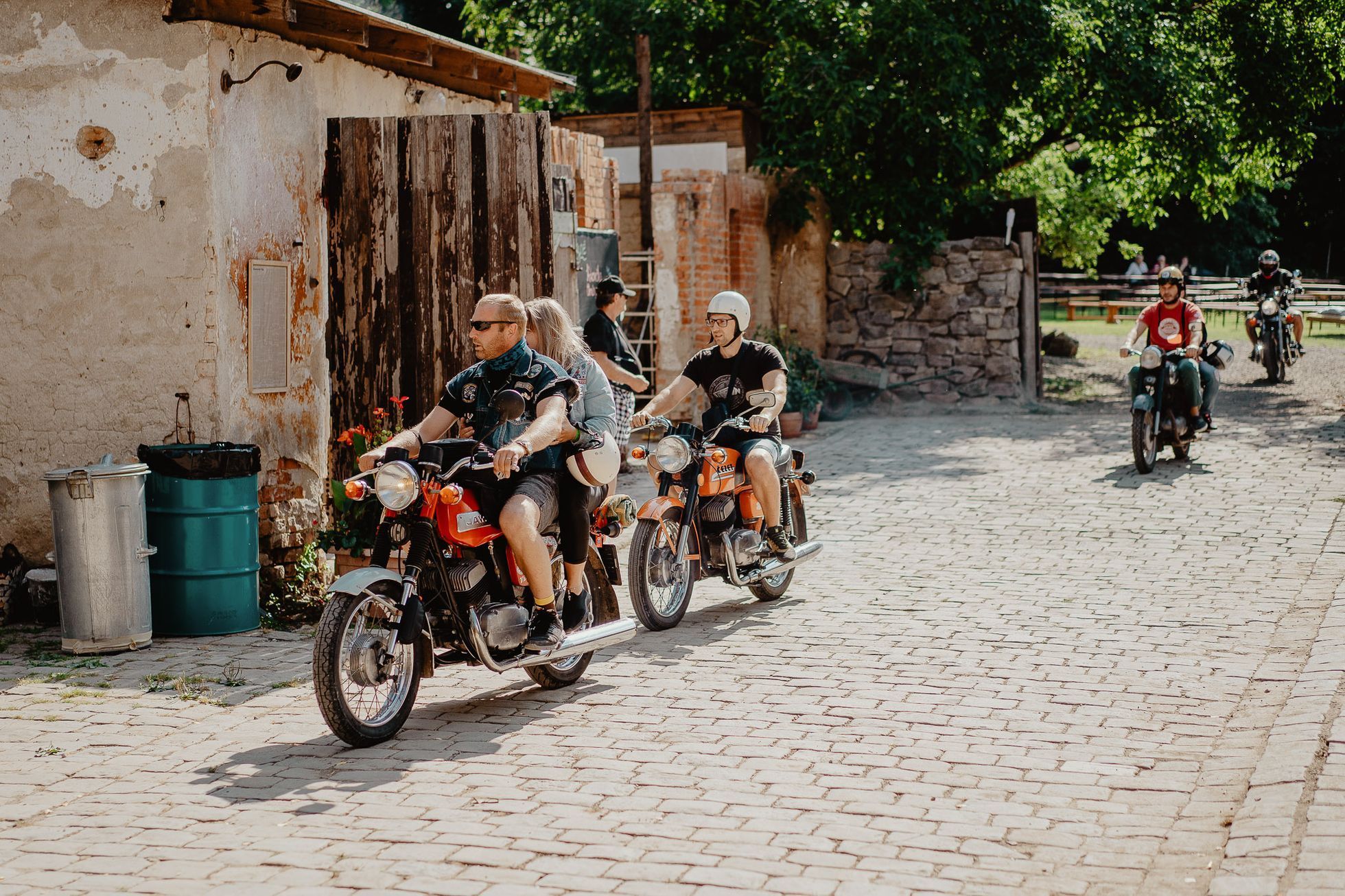 Jawa 350 Konopnice sraz mlýn