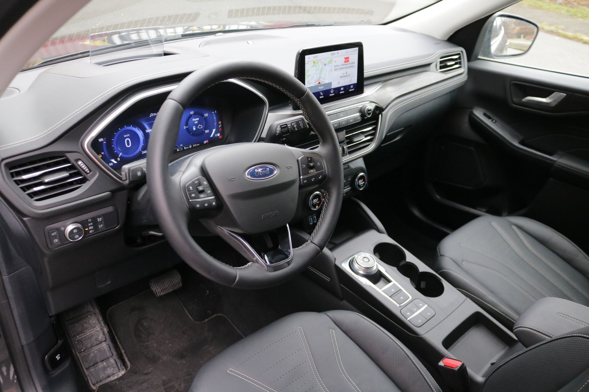Ford Kuga phev dlouhodobý test