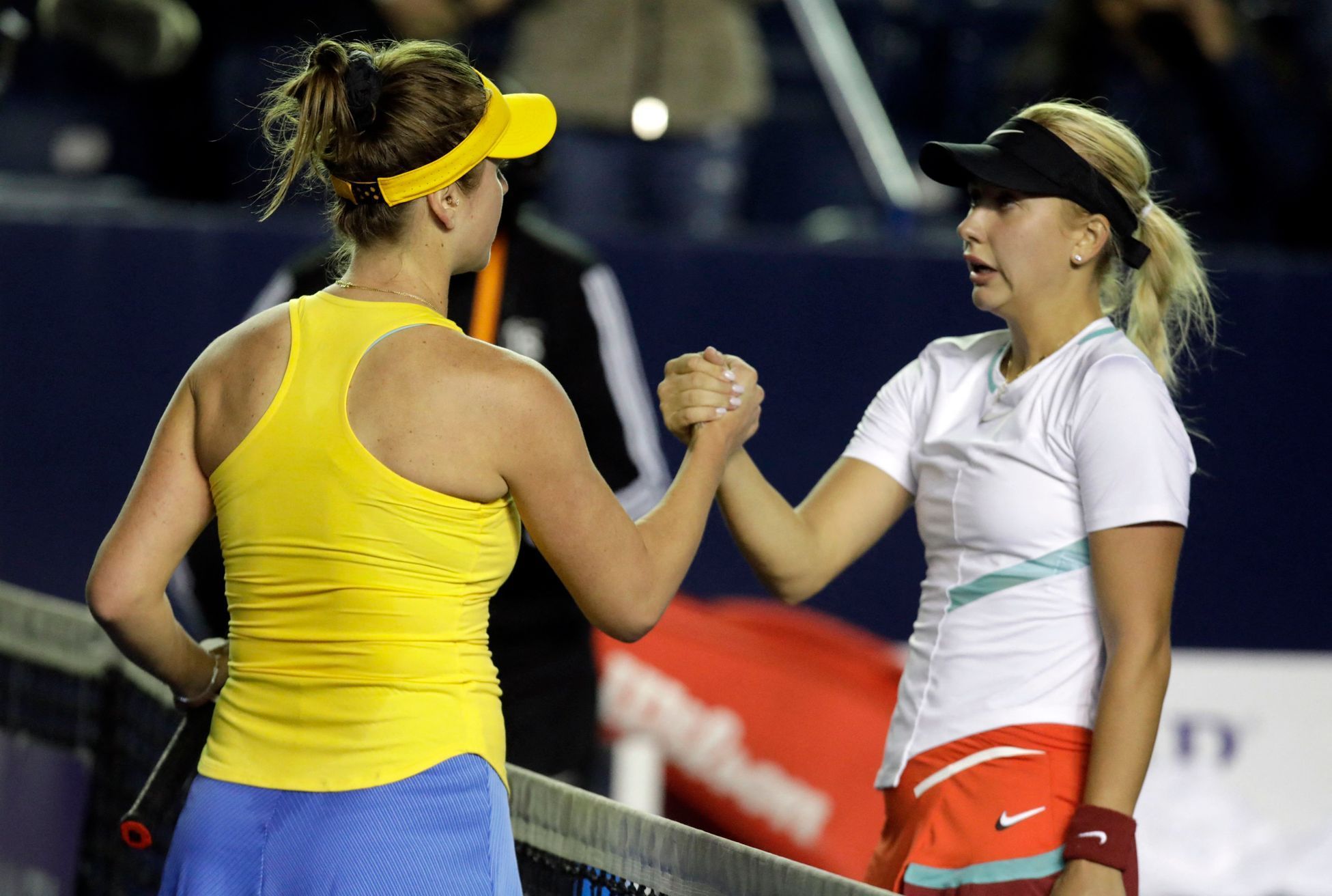 Elina Svitolinová a Anastasija Potapovová na turnaji v Monterrey 2022