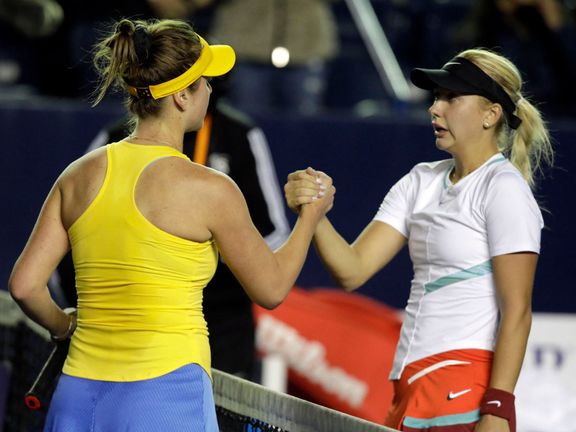 Elina Svitolinová a Anastasija Potapovová na turnaji v Monterrey 2022