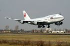 Krachující Japan Airlines se prý spojí s Deltou