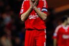 Rána pro Liverpool: Gerrard je tři týdny mimo hru