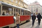 Zastávka Hellichova změnila jméno, nově je to Pražské Jezulátko a Tyršův dům