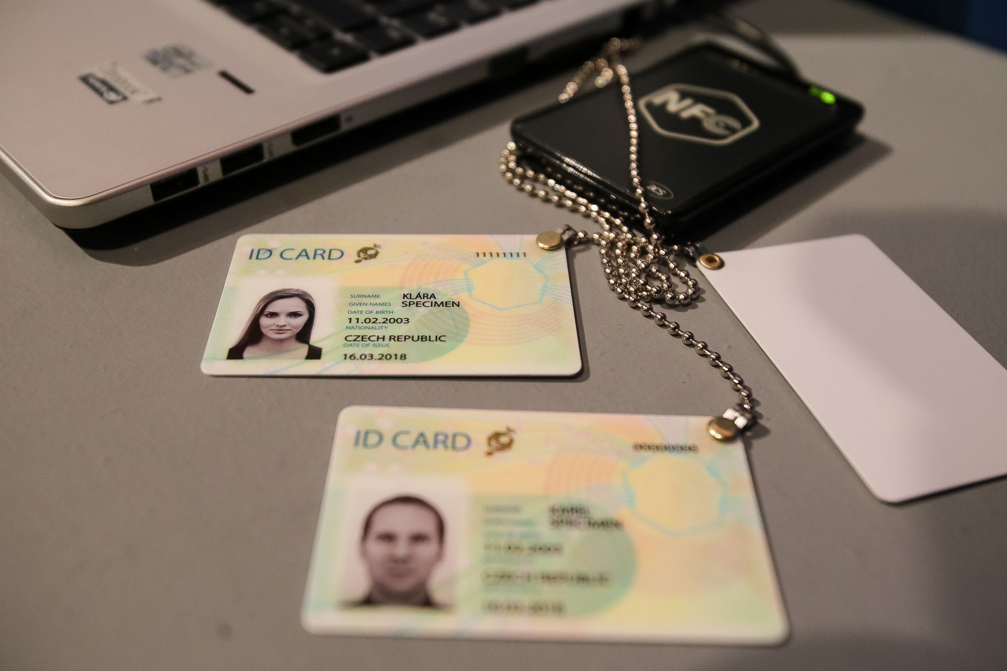 Výstava k 90. letům Státní tiskárny cenin a představení nového občanského průkazu