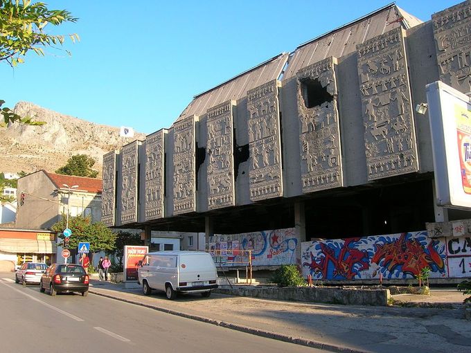 Nákupní centrum Razvitak v Mostaru (Bosna a Hercegovina)