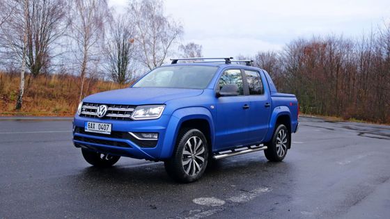 Prohlédněte si vyšperkovaný Amarok Aventura ze všech stran.