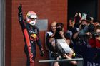 Max Verstappen v Red Bullu slaví vítězství ve VC Belgie formule 1 2023