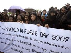 Rohingjové v Indii trpí