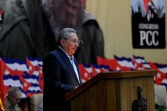 Kuba není na cestě ke kapitalismu, prohlásil Castro. USA jsou hrozba pro revoluci