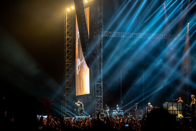 Snímek z koncertu Green Day na festivalu Rock for People.