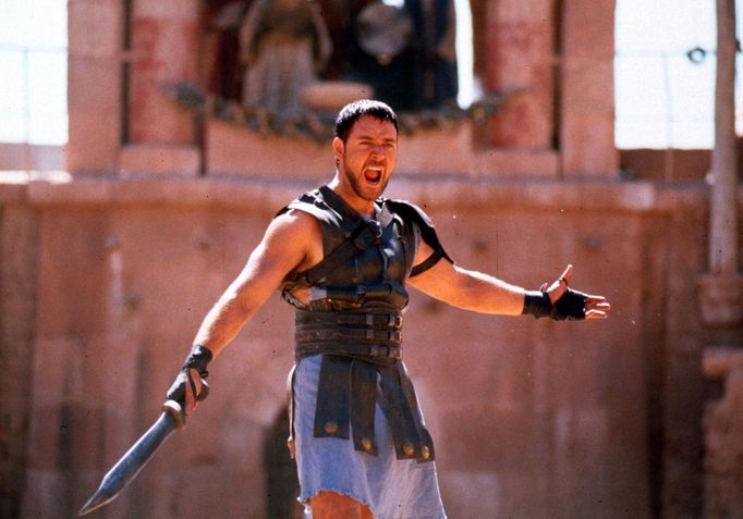 Russell Crowe v Gladiátorovi z roku 2000.