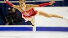 Carolina Kostnerová ve vzduchu při volném programu