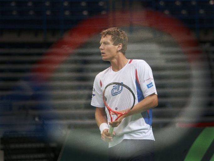 Tomáš Berdych při tréninku daviscupového týmu