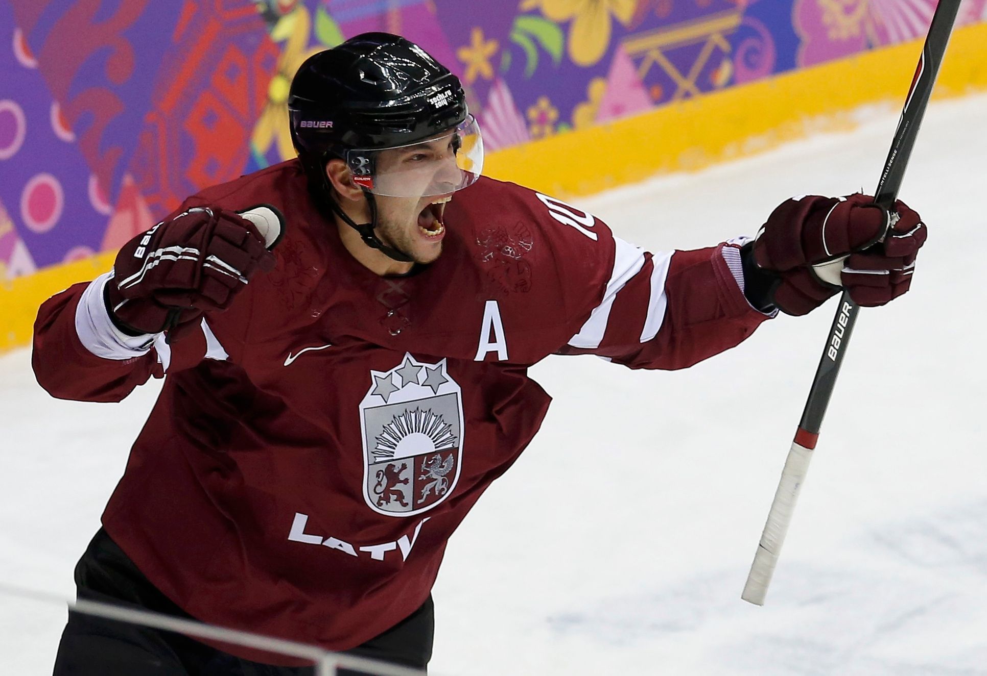 Kanada - Lotyšsko: Lauris Darzins slaví gól