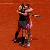 Lucie Šafářová a Bethanie Mattek-Sandsová ve finále French Open 2015