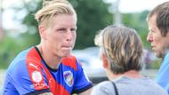 V pouhých jednatřiceti letech si vzal život František Rajtoral. Turecká policie našla reprezentanta oběšeného 24. dubna 2017 v jeho bytě v Gaziantepsporu, kde bývalý hráč Plzně působil.