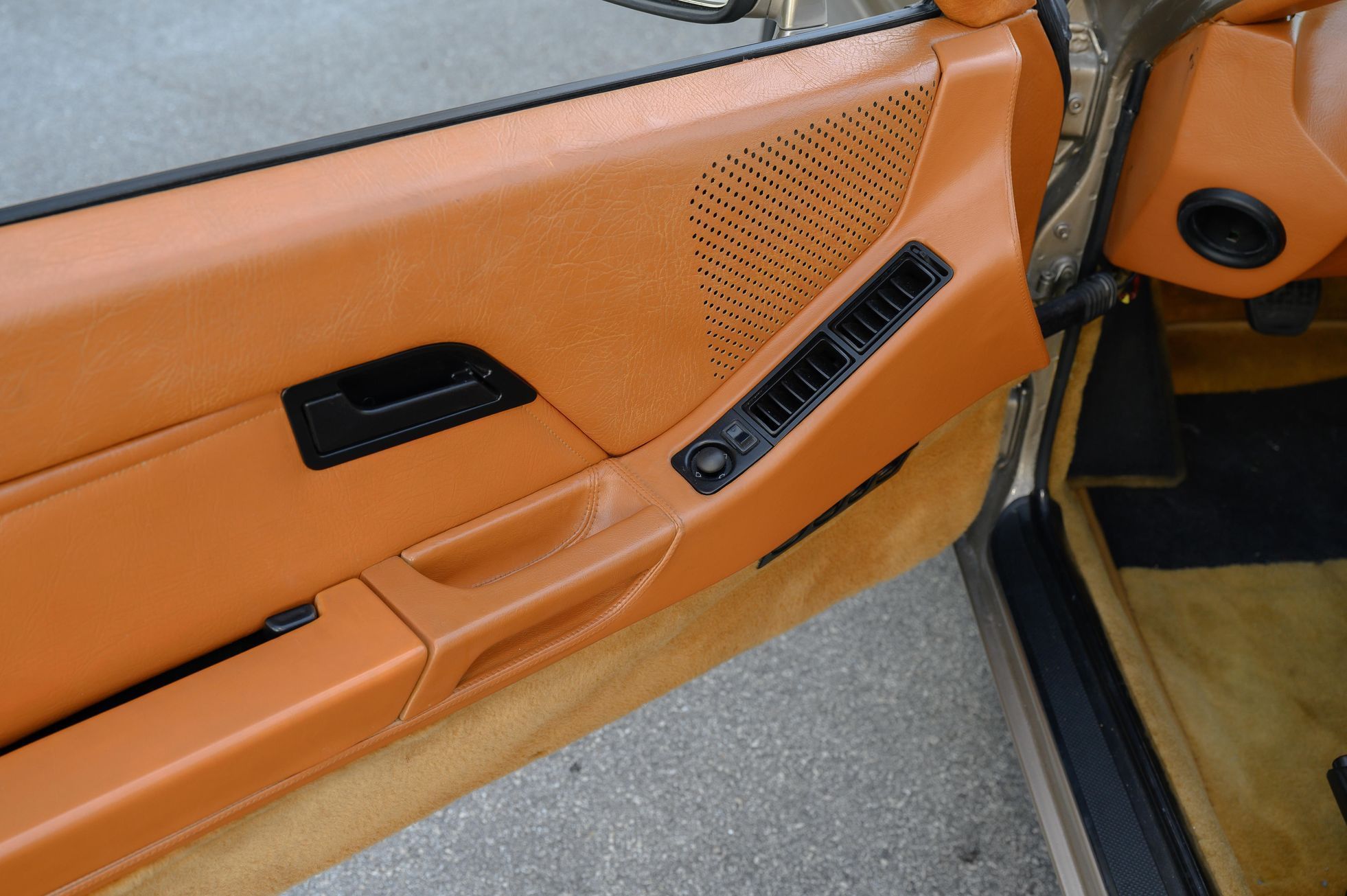 Porsche 928