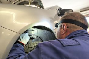 Proklepli jsme fabii za 50 tisíc korun ze známého autobazaru. Vyplatí se ji koupit?