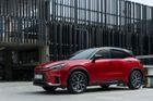 Slevy takové, že se jim ani nechce věřit. Automobilky se předhánějí v lovu zákazníků
