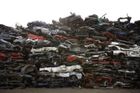 Němci nechtějí nová auta, výrobu zachraňuje export