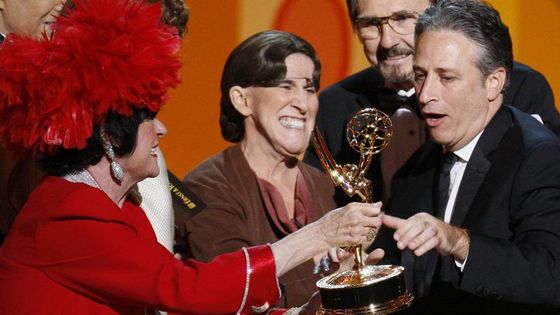 Prohlédněte si vítěze Emmy.