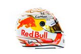Max Verstappen (Red Bull): U jezdců Red Bullu je pochopitelně hlavním motivem logo jejich chlebodárce. Dravý Nizozemec k němu přidal motivy "oranjes".
