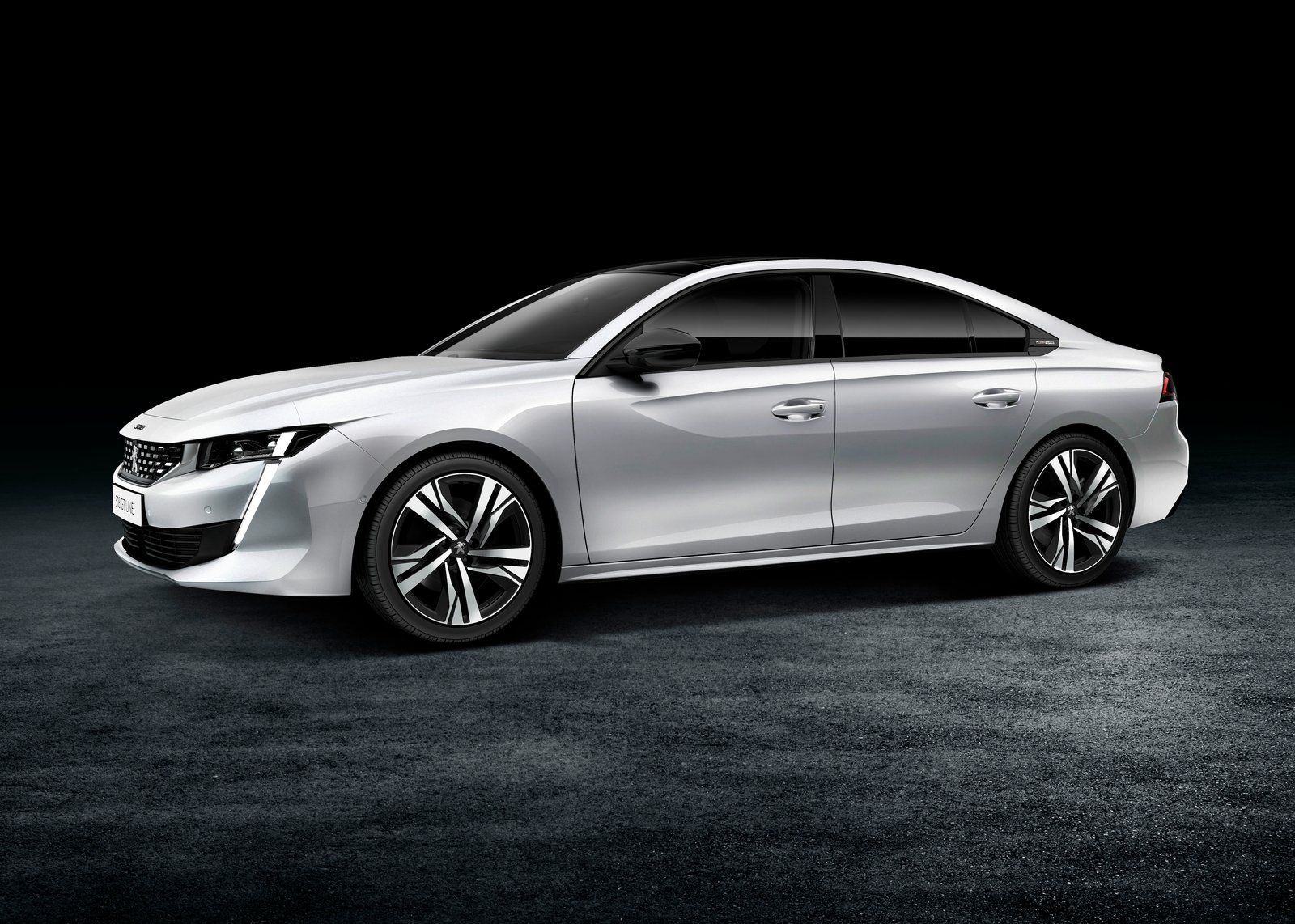 Peugeot 508 - studiové fotky