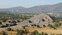 Pyramida Měsíce, Teotihuacán