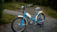 Hned několik motocyklů se bude na Retro Garáži 23. listopadu dražit od jedné koruny. Mezi nimi je i moped Stadion S11 z roku 1960. Připomeňme také, že ani jedno vozidlo nemá stanovenou aukční rezervu, tedy minimální cenu.